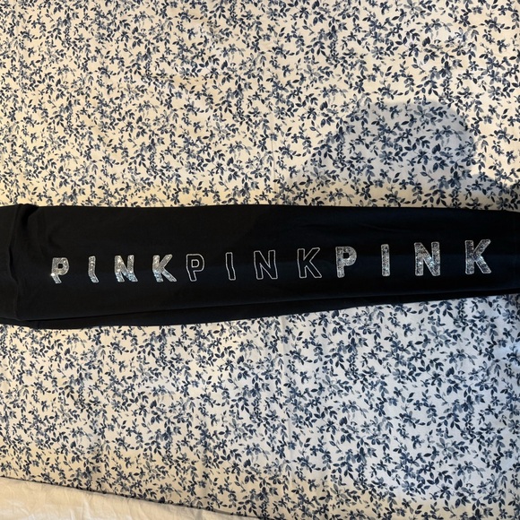 Victoria’s Secret PINK Black Yoga Leggings with Sequin Logo – Size L - Picture 3 of 5
